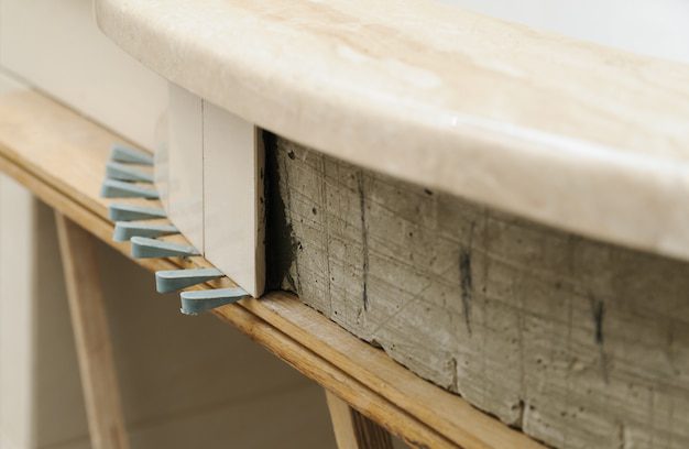 Blog 293 Cum să montezi plăci ceramice pe suprafețe curbate