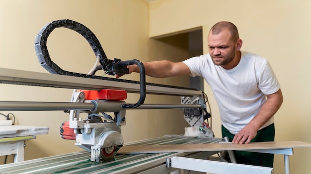 Blog 255 Tehnici de tăiere și ajustare a plăcilor ceramice pentru finisaje perfecte