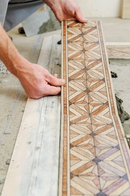 Acasă 60 Cum să montezi plăci ceramice pe o structură din lemn